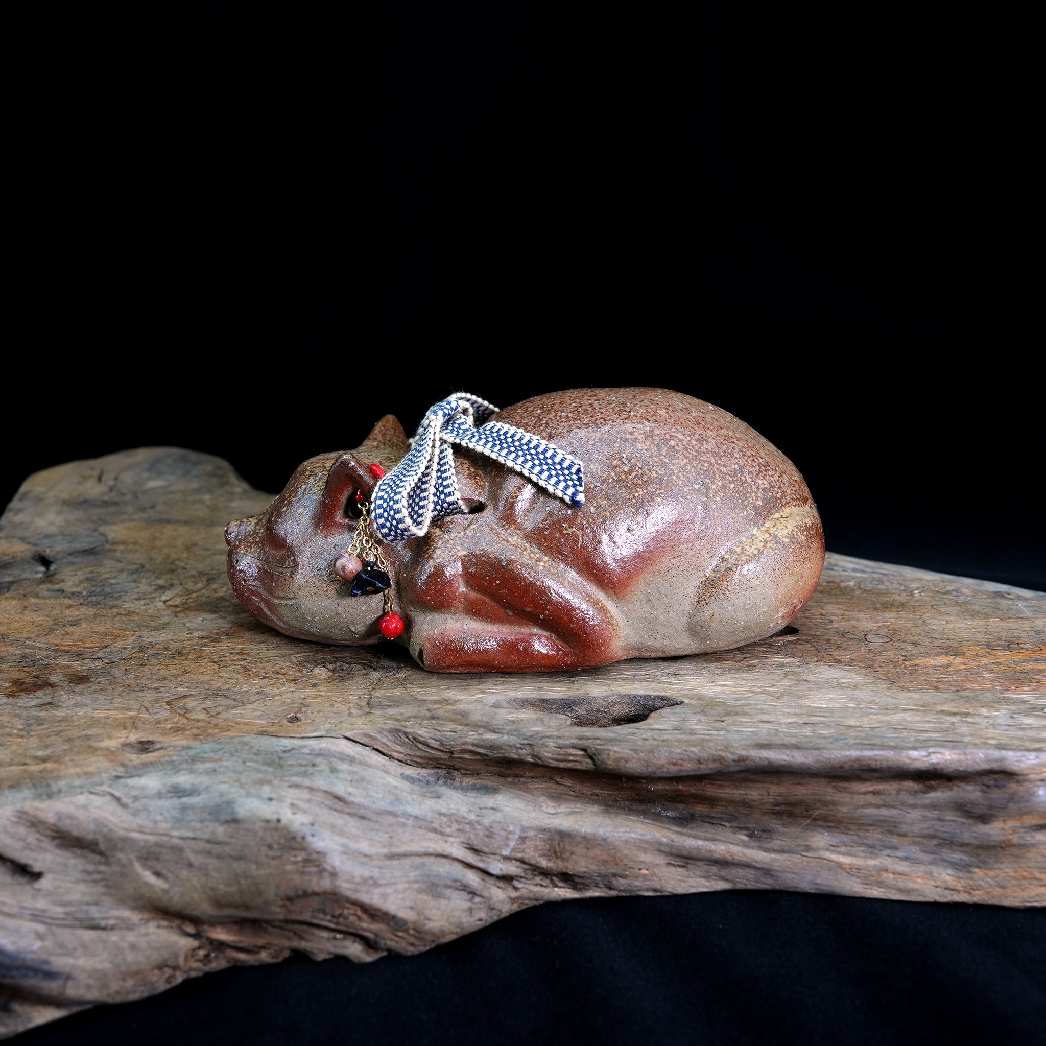 Bizen-yaki Cat Ornament