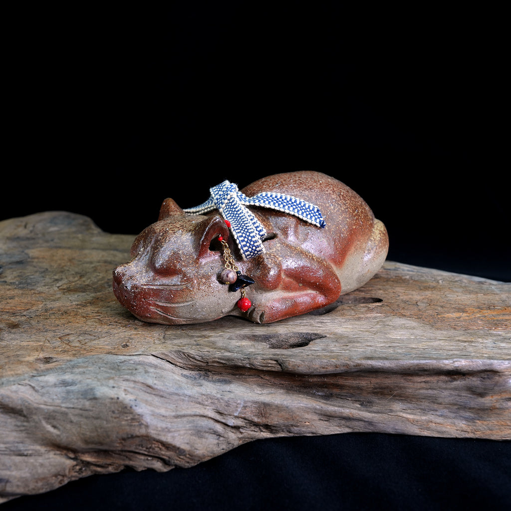Bizen-yaki Cat Ornament